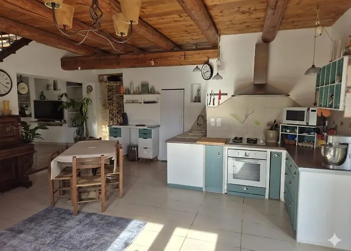 Hébergement de vacances La Des Cigales Vailhan